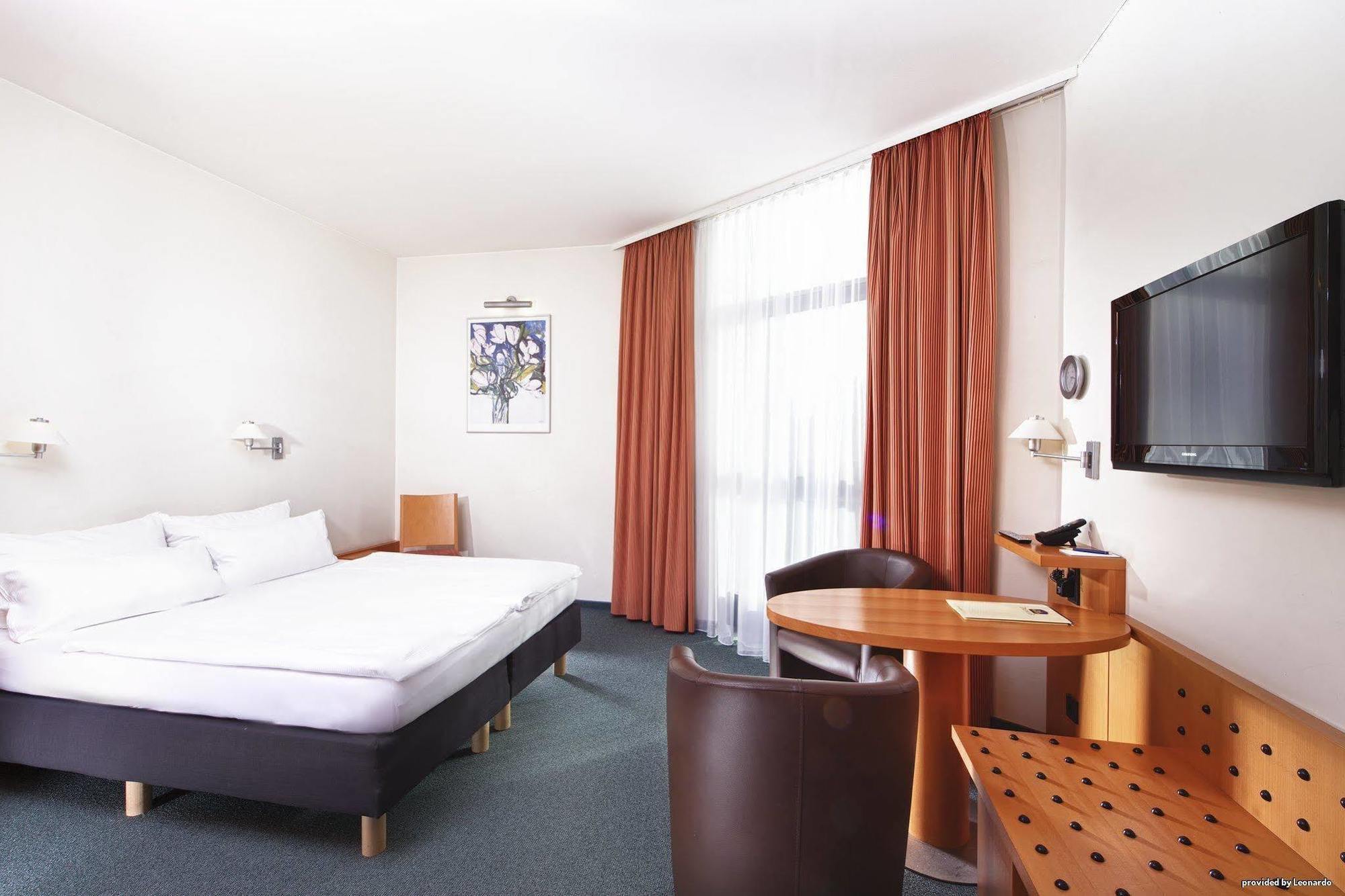 Hotel Am Borsigturm Berlin Exterior foto
