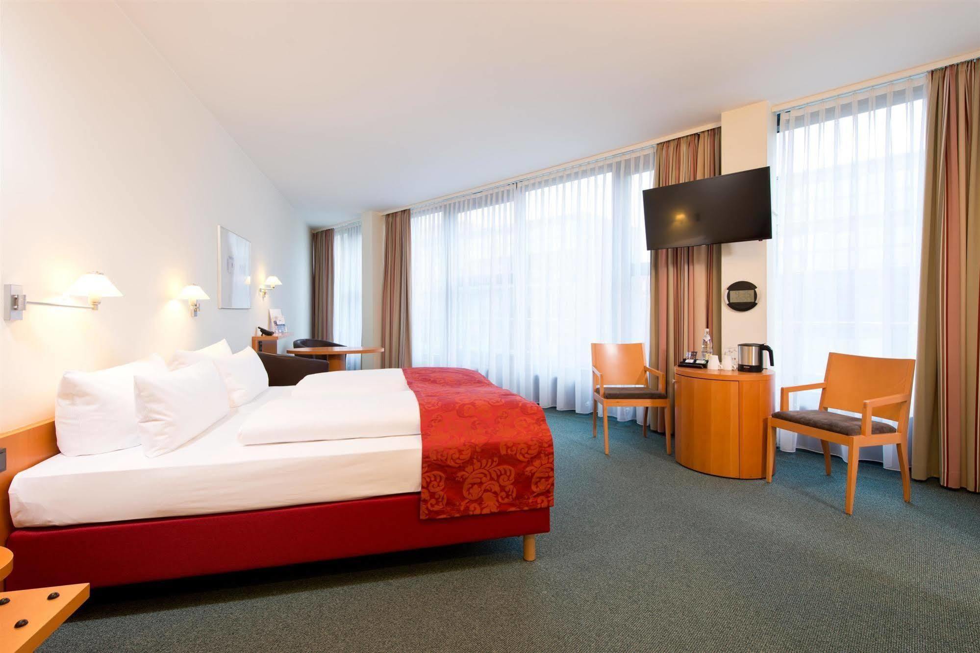 Hotel Am Borsigturm Berlin Exterior foto